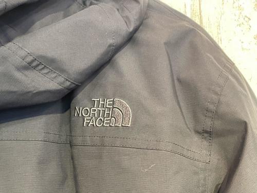 ザノースフェイスのゼウストリクライメートジャケット