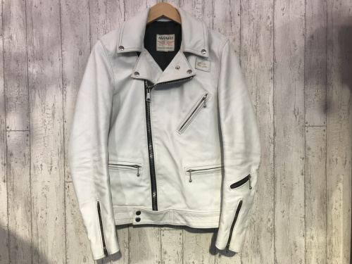 アメカジブランドのLewis Leathers