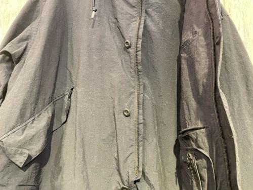 テアトラのスーベニアハンターパッカブルコート