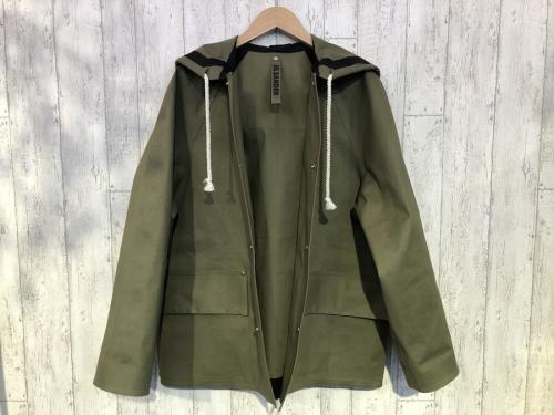 ゴム引きフーデッドコートのトレファクスタイル調布国領店