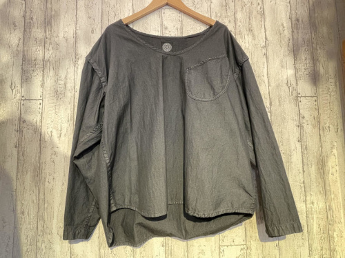 メンズのトップス