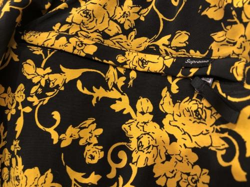 SUPREMEのシュプリーム