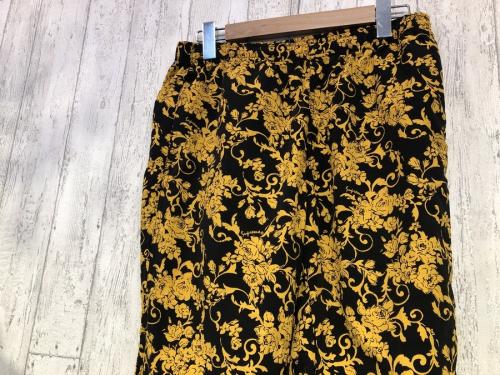 シュプリームのWarm Up Pant Teal Floral