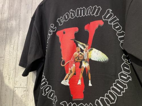 Vlone Rodman Devil T-shirt（デニスロッドマンデビルTシャツ）のトレファクスタイル調布国領店