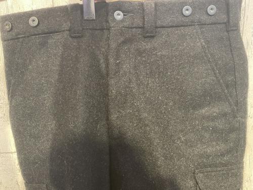 フィルソンのウールカーゴパンツ