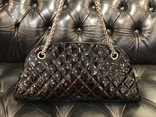 パテントレザーマドモアゼルチェーンショルダーバッグのトレファクスタイル調布国領店