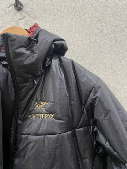 「アウトドアブランドのARC'TERYX 」