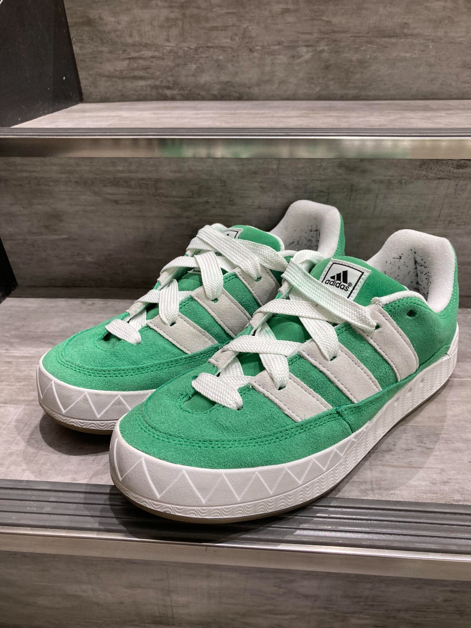 スニーカー大量入荷！【NIKE】【adidas】【NEW BALANCE】【HOKAONEONE 