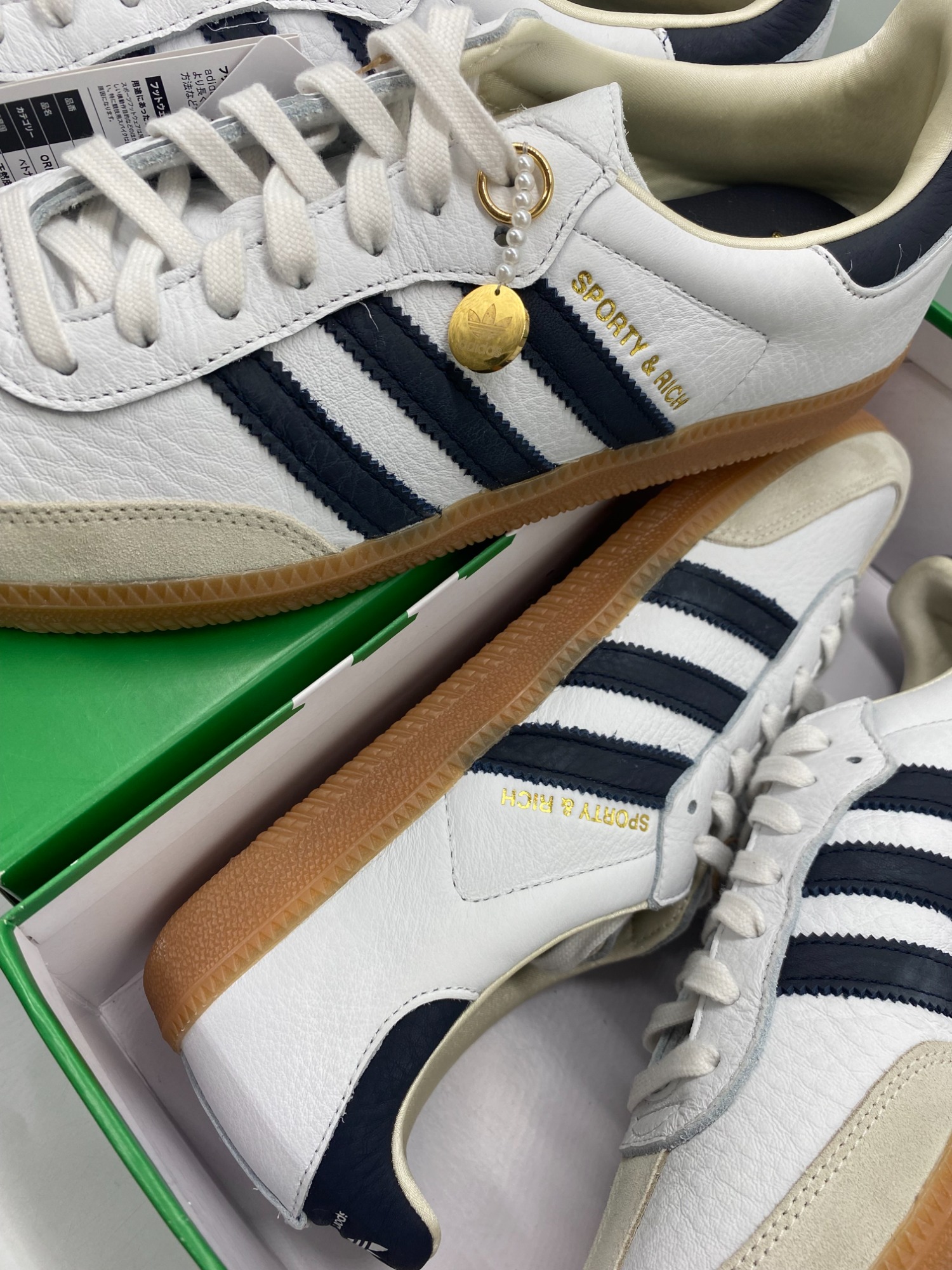 adidas アディダス　sambaog サンバ