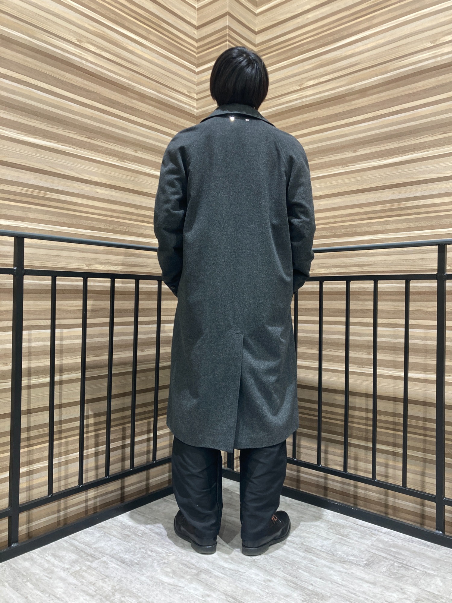今の季節から春先まで！【LOUIS VUITTON/ルイ ヴィトン】より
