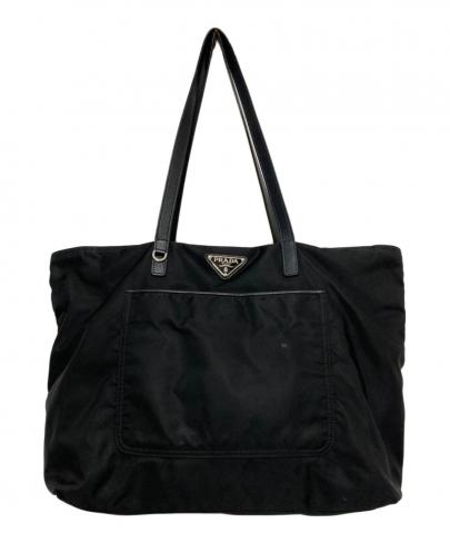 「ラグジュアリーブランドのPRADA 」