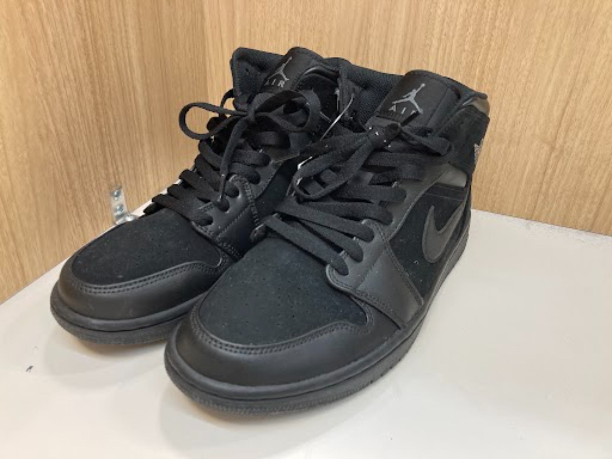 NIKE/ナイキ】よりAir Jordan 1 Mid 買取入荷致しました