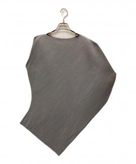 「ドメスティックブランドのPLEATS PLEASE 」