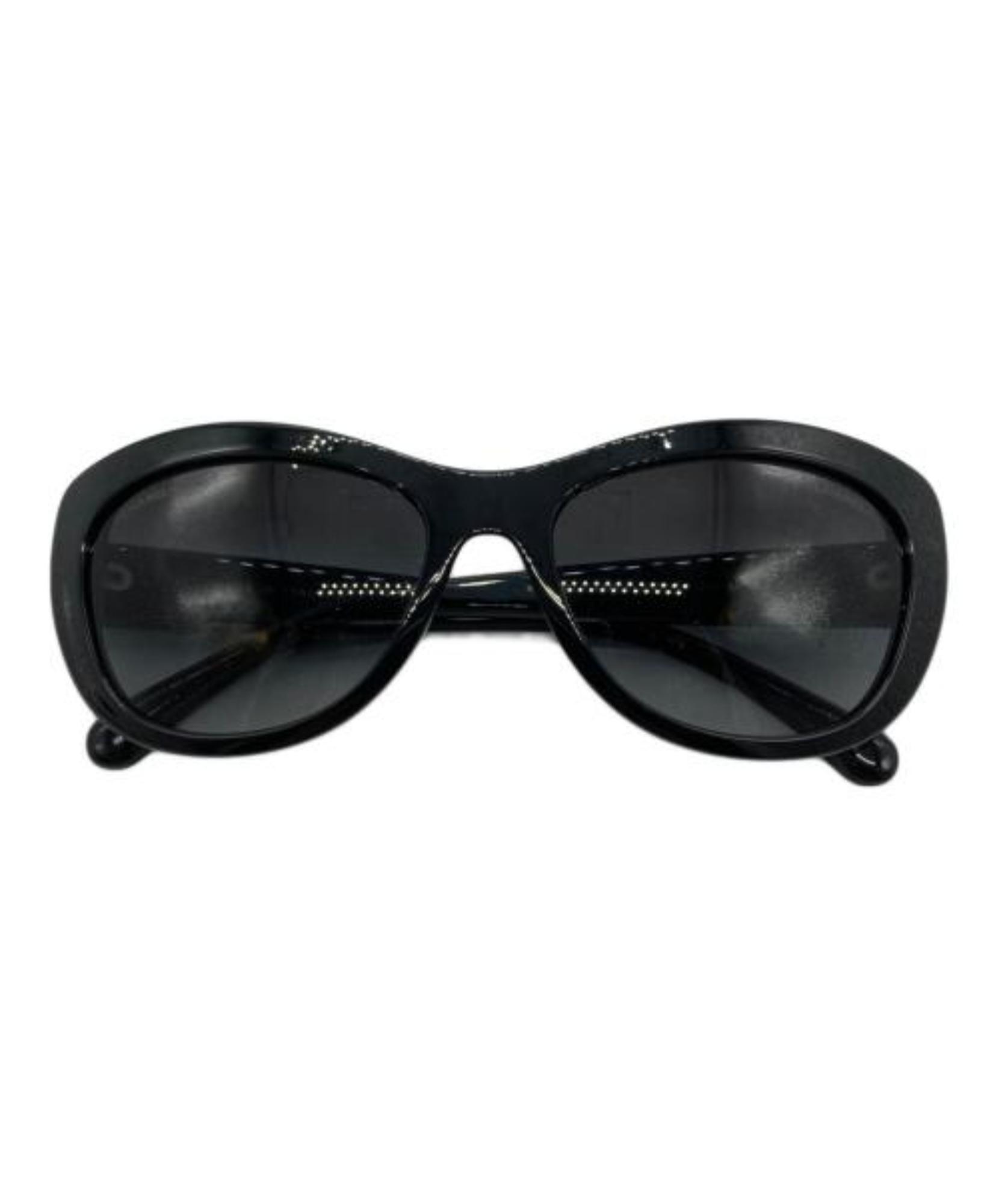 CHANEL サングラス パールデザイン CHANEL / シャネル】パールサングラス | 横顔を上品に彩る大人のアイ