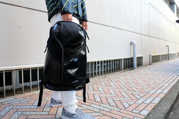 ハテナのデザインが目を惹く、人気バックパックが入荷です。[2015.08 