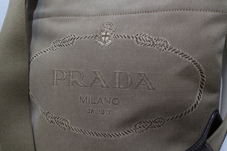 PRADA(プラダ)ロゴキャンバスショルダーバッグ入荷![2019.05.28 PRADA(プラダ)ロゴキャンバスショルダーバッグ入荷![2019.05.28