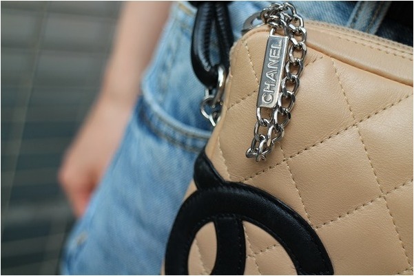 CHANELカンボンショルダーポーチ CHANEL/シャネル カンボンショルダーポーチが入荷です。[2019.06.21