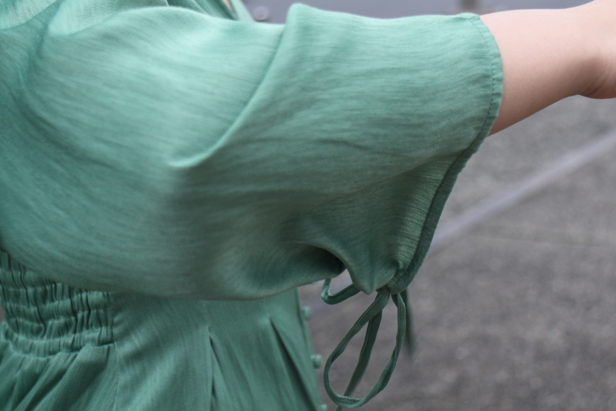 AMERI/アメリ】から【TUCK SHAPE DRESS/タックシェイプドレス