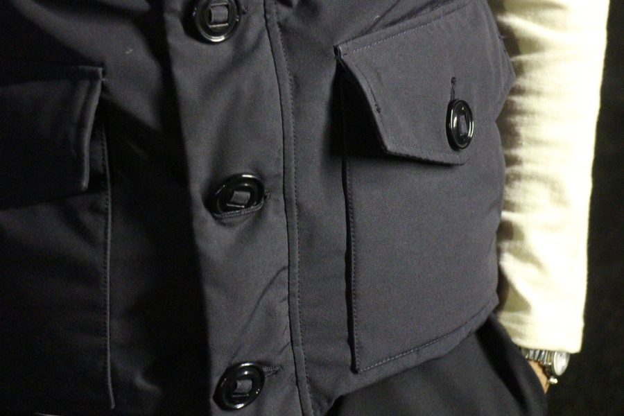 CANADA GOOSE/カナダグース】から【MONTREALダウンベスト】が買取入荷