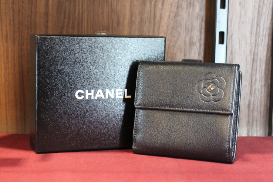 CHANEL/シャネル】から【カーフレザー2つ折り財布】が買取入荷です