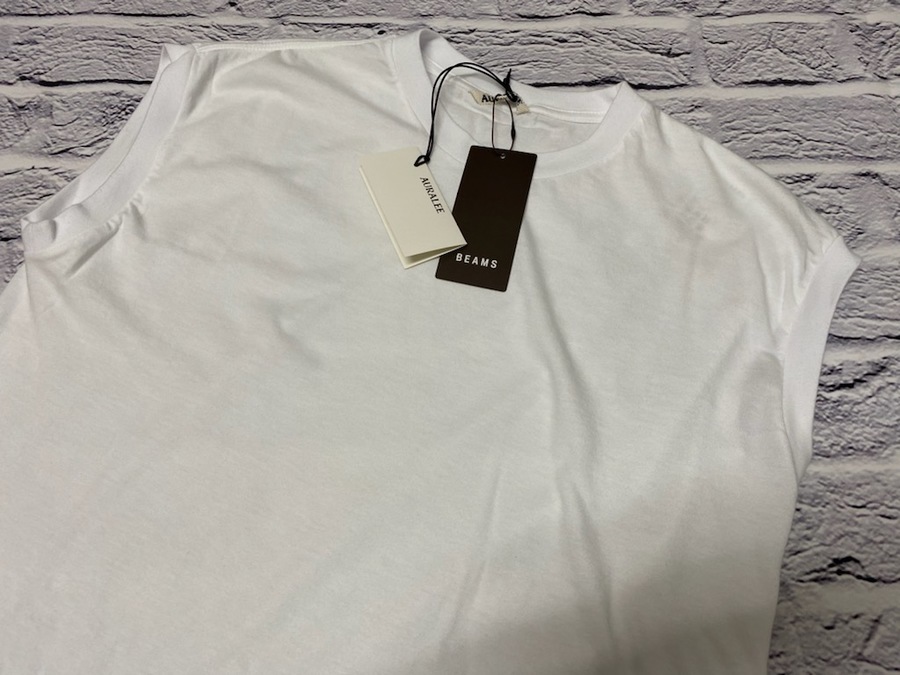 ◇AURALEE（オーラリー）SEAMLESS CREW NECK ノースリーブT