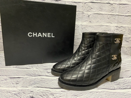 CHANEL ターンロックブーツ ショートブーツ CHANEL】ターンロック