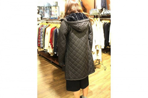 トップスのキルティングコート