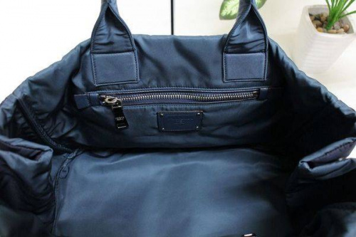 プラダのブランド