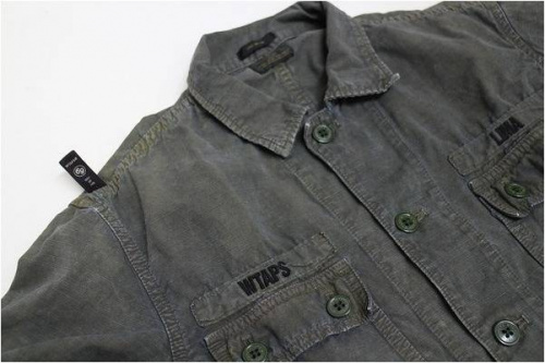 ダブルタップス