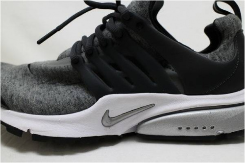 ナイキのスニーカー