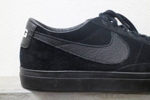 ナイキのギャルソン