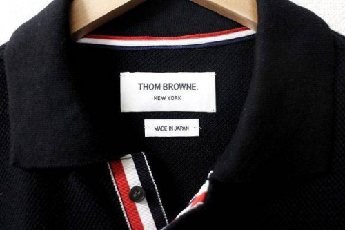 夏物のトムブラウン