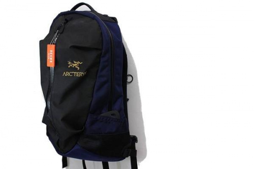 アークテリクスのビームス