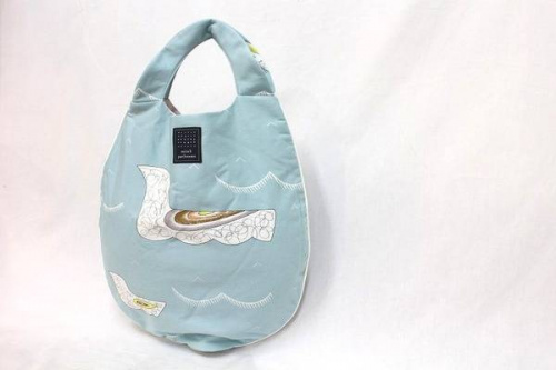 東戸塚のミナペルホネン