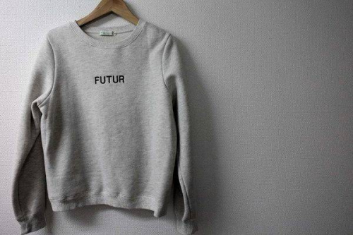 レディースのアースミュージック