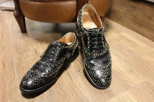 チャーチのブランド