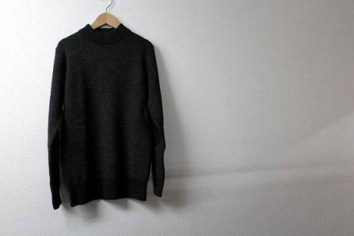 アウターのニット