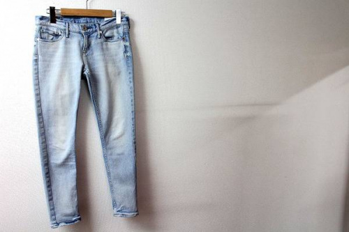 ボトムスのデニム
