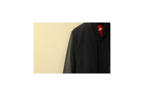 ジャケットのスウェット