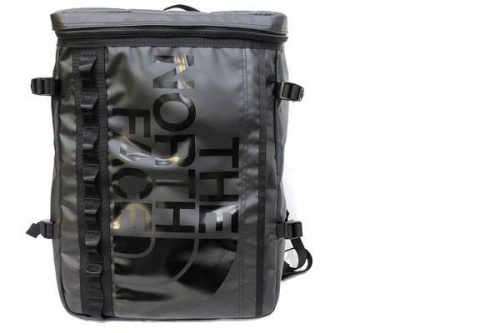 アウトドアのリュック