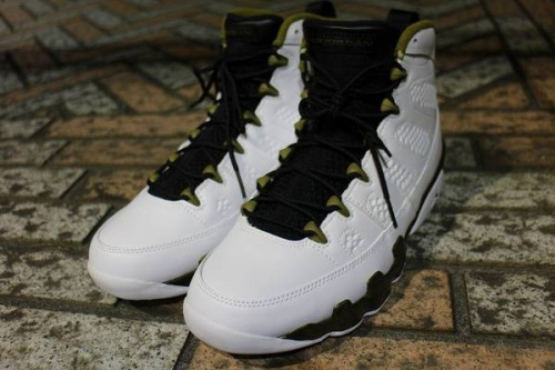 スニーカーのジョーダン