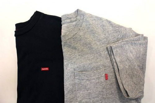 ストリートのTシャツ