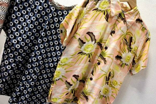 レディースの夏物