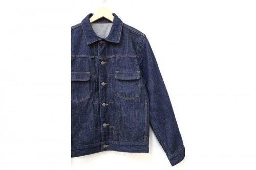 ビッグシルエットの古着