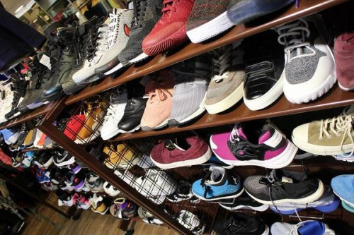 買取のスニーカー
