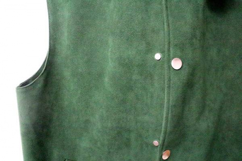 スウェードの東戸塚