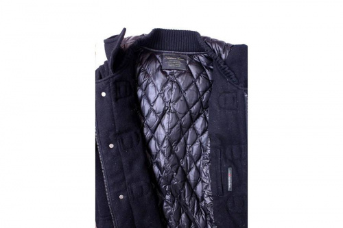 ナノユニバースのダッフルコート