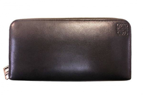 ロエベの長財布