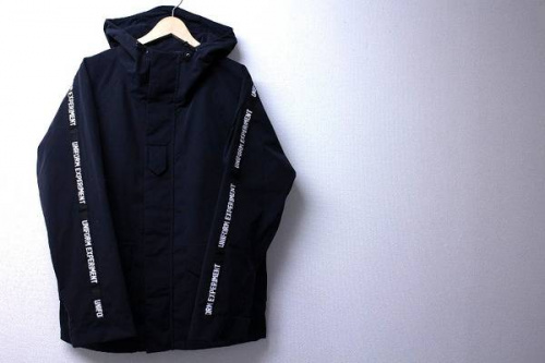 ユニフォームのエクスペリメント