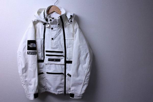 THE NORTH FACEのアノラックパーカー